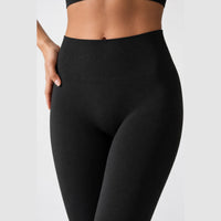LiftLux The Seamless Legging in Black - front and waistband detail